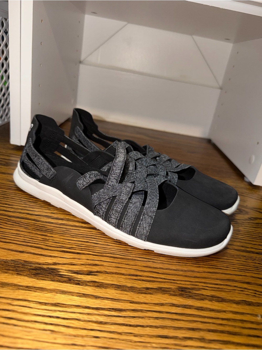 Merrell Women's Black and Gray Slip-On Shoes